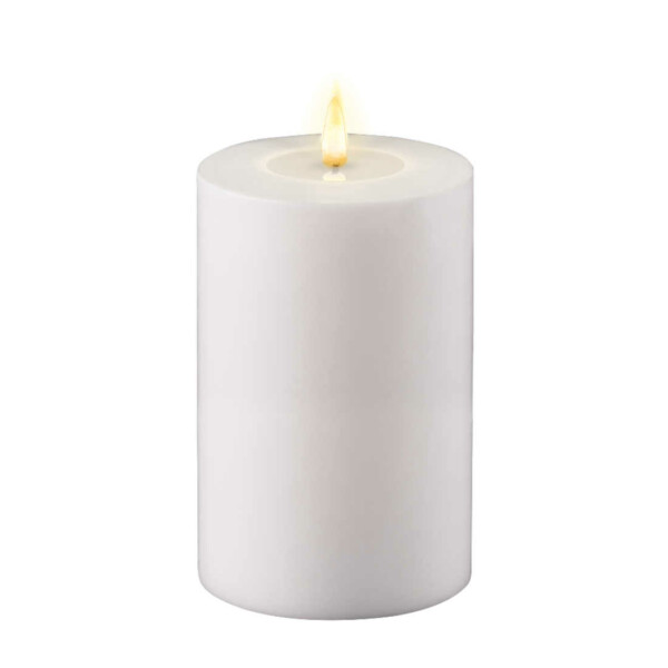 led kynttilä ulkokäyttöön valkoinen 10 cm halkaisijaltan.